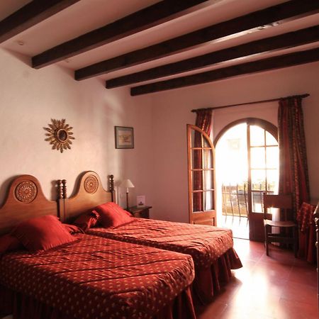 Petit Hotel Ses Rotges - Only Adults كالا راتخاذا المظهر الخارجي الصورة