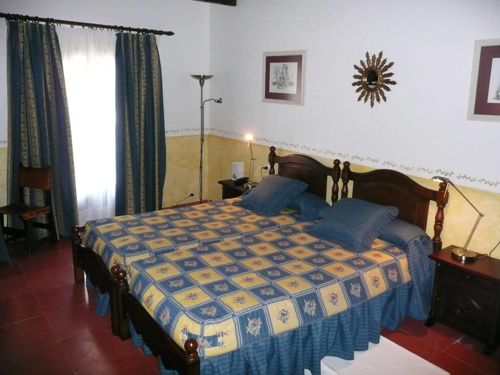 Petit Hotel Ses Rotges - Only Adults كالا راتخاذا المظهر الخارجي الصورة