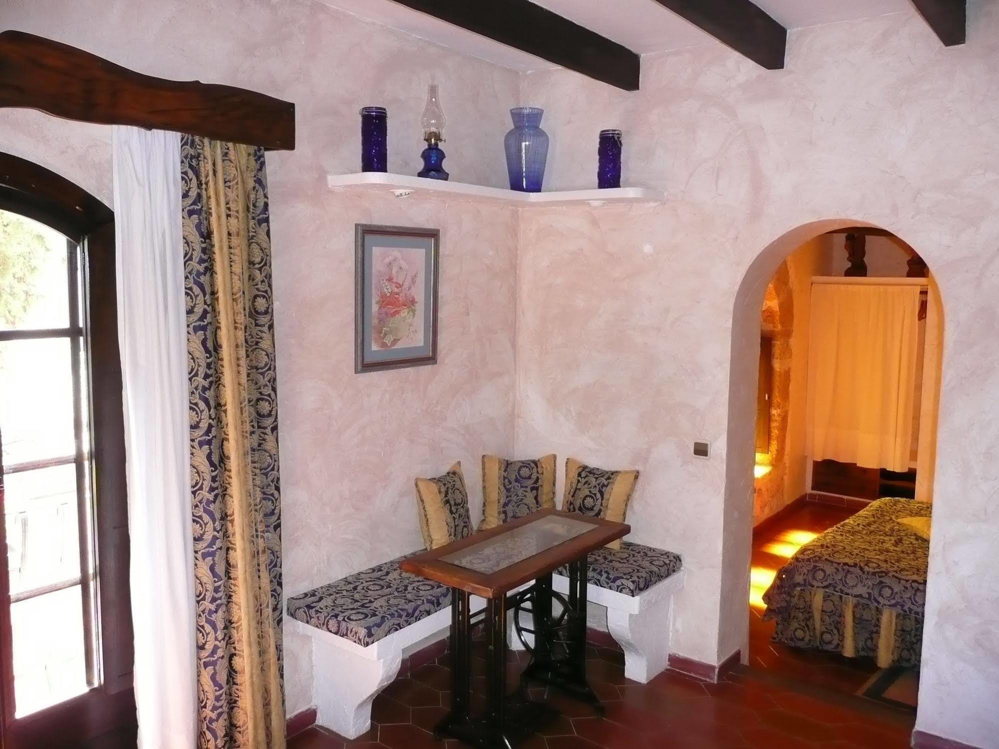 Petit Hotel Ses Rotges - Only Adults كالا راتخاذا المظهر الخارجي الصورة