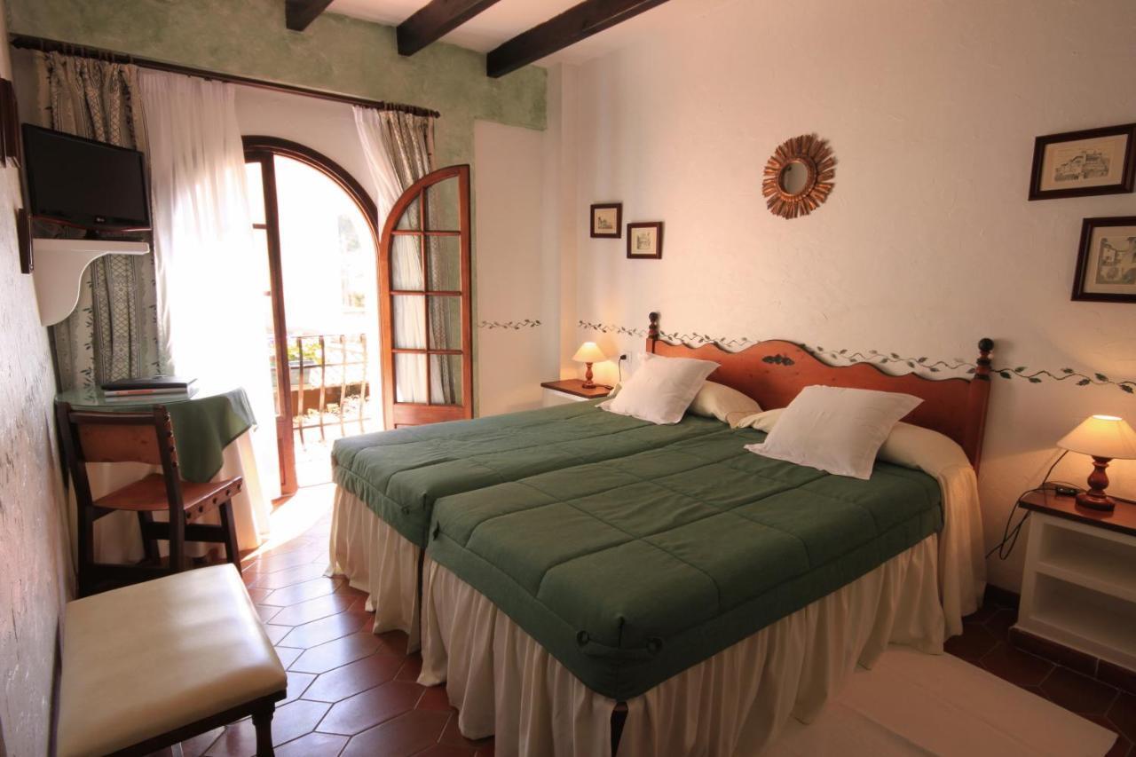 Petit Hotel Ses Rotges - Only Adults كالا راتخاذا الغرفة الصورة